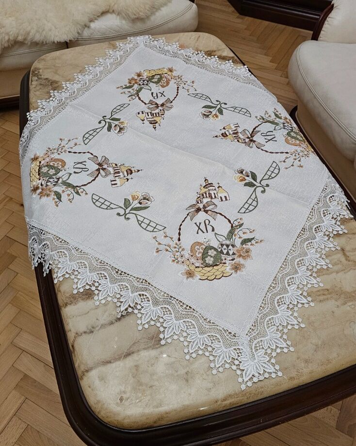 Пасхальна серветка 90х90см вишивка із кружевом - вид 2
